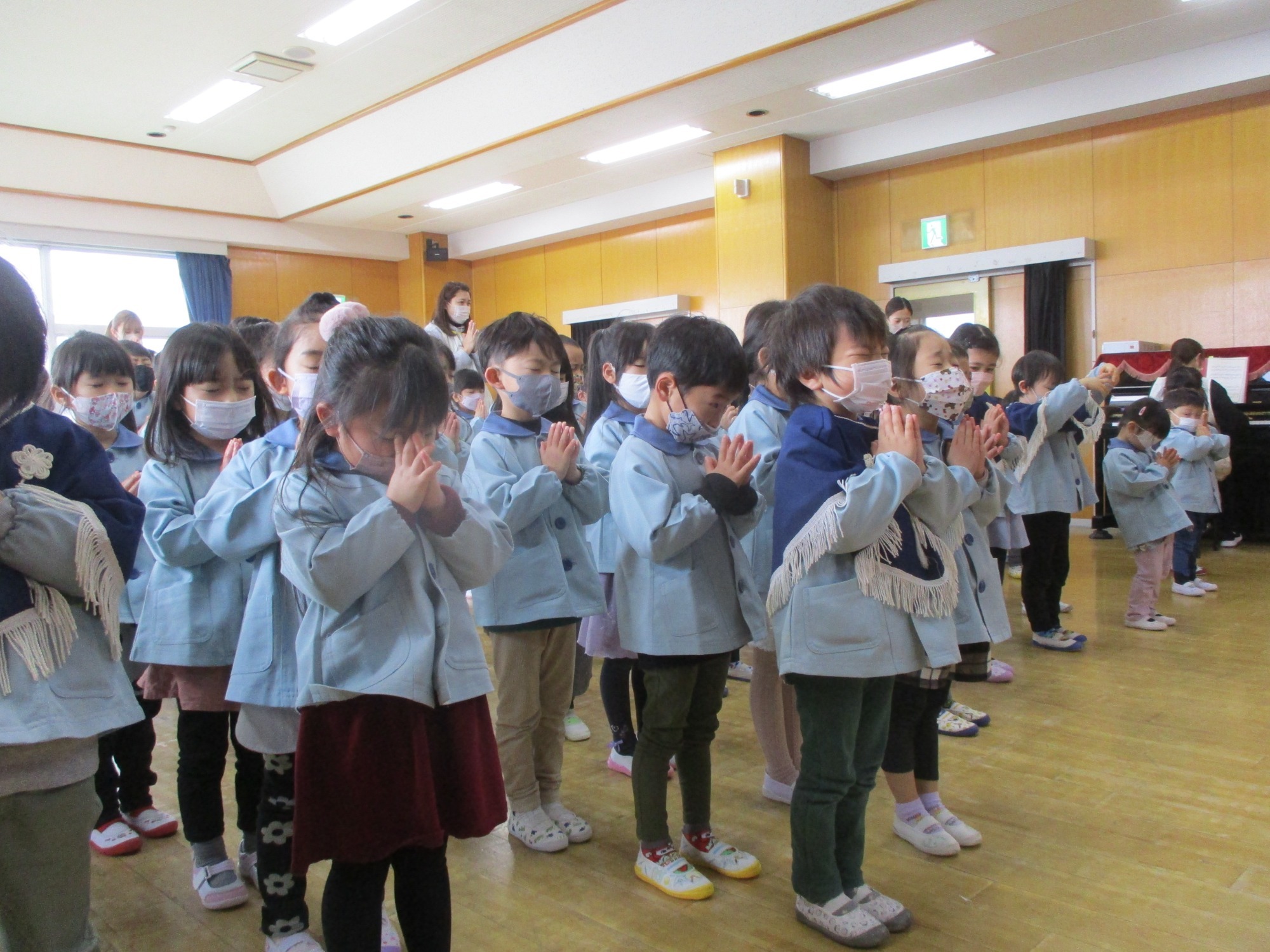 岩切東光第二幼稚園　制服セット！　L